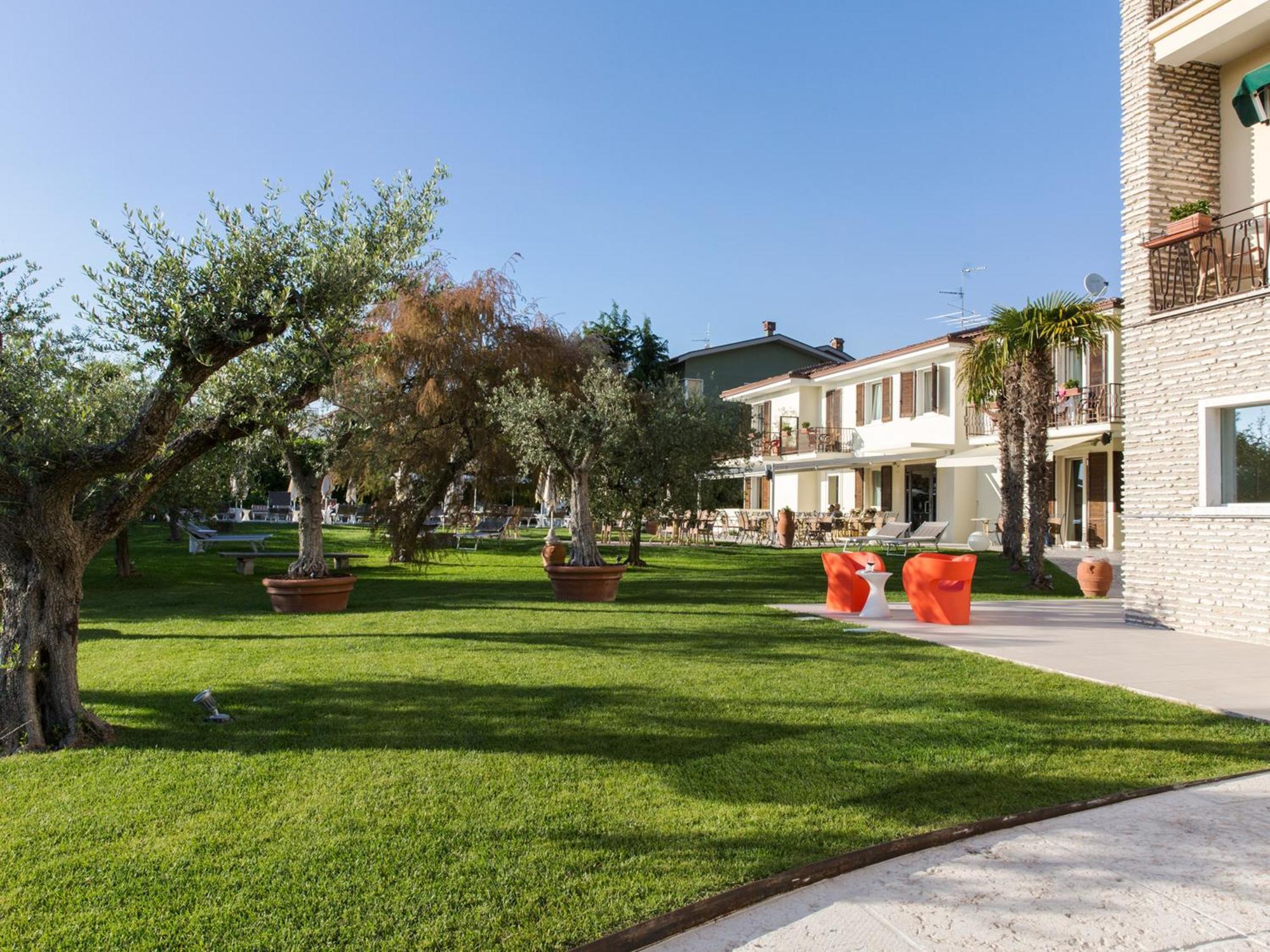 Hotel Ca' Mura Bardolino Exteriör bild