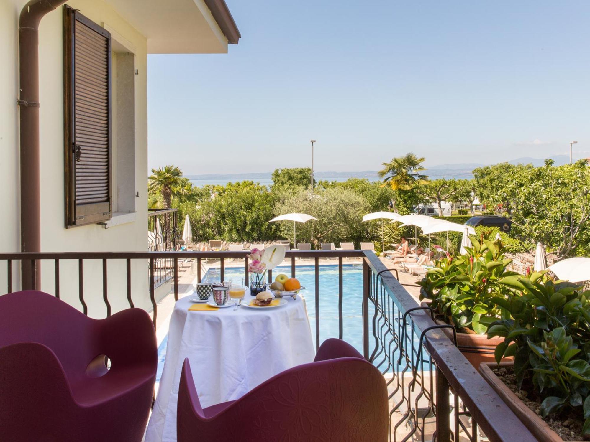 Hotel Ca' Mura Bardolino Exteriör bild